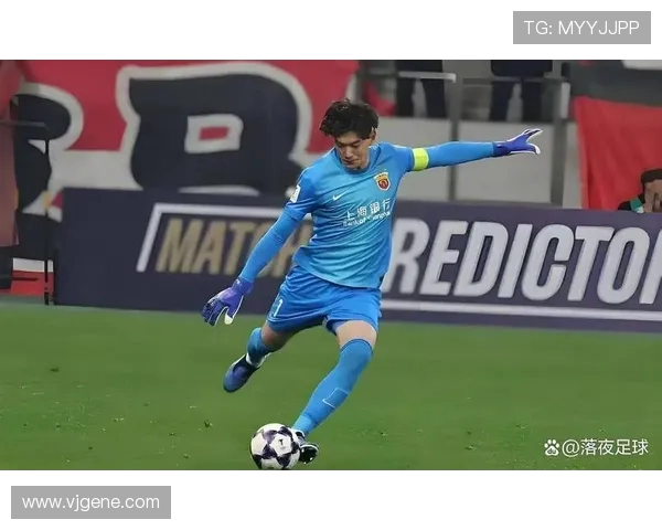 国足最新评分：颜骏凌表现最佳 胡荷韬垫底